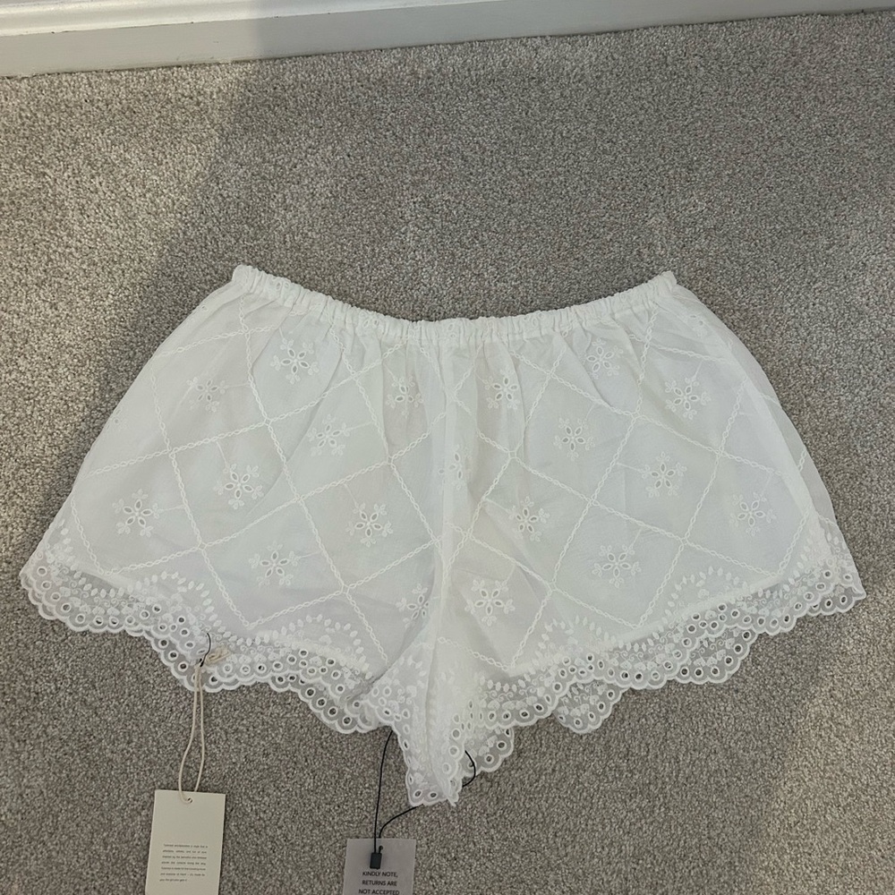 NWT Tularosa Sofiya Short in White